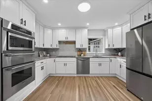 6 Hillside Ave, Woburn, MA 01801 - Photo 1