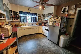 1009 Maple St, Palmer, MA 01069 - Photo 7
