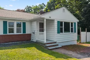 115 Crescent St, Shrewsbury, MA 01545 - Photo 3