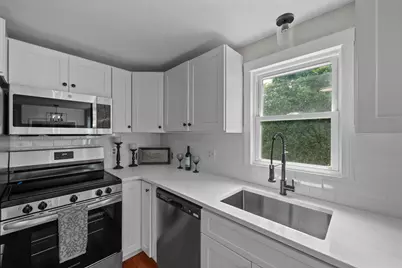 115 Crescent St, Shrewsbury, MA 01545 - Photo 15