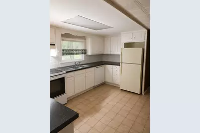 311 Main St, Leicester, MA 01611 - Photo 3