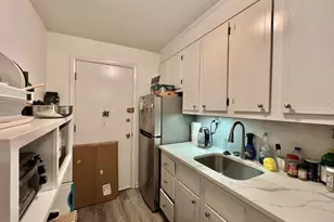 28 Brentwood, Boston, MA 02134 - Photo 3