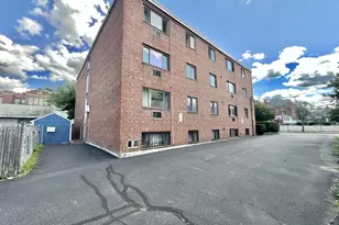 28 Brentwood, Boston, MA 02134 - Photo 17