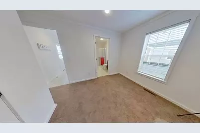 165 Newbury #8, Peabody, MA 01960 - Photo 9