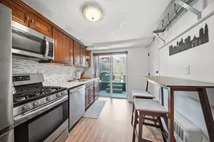 1722 Commonwealth Ave, Boston, MA 02135 - Photo 5