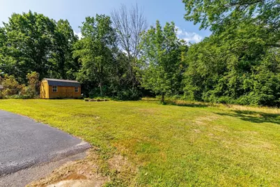 21 Munroe St, Winchendon, MA 01475 - Photo 23
