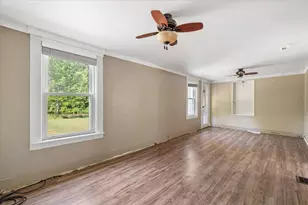 21 Munroe St, Winchendon, MA 01475 - Photo 11