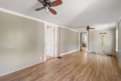 21 Munroe St, Winchendon, MA 01475 - Photo 13