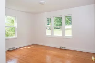 198 Union St, Northbridge, MA 01588 - Photo 11