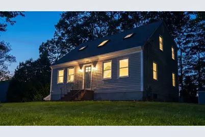 664 Norman St, Fall River, MA 02721 - Photo 3