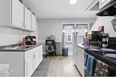 117-119 Groveland St, Springfield, MA 01108 - Photo 3