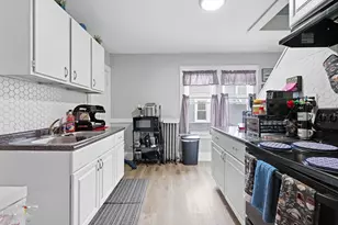 117-119 Groveland St, Springfield, MA 01108 - Photo 3