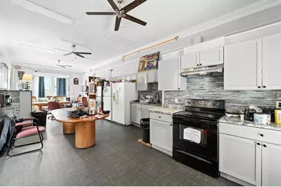 121 N Common, Lynn, MA 01902 - Photo 5