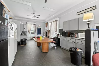 121 N Common, Lynn, MA 01902 - Photo 7