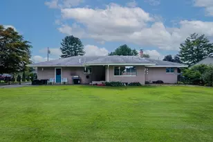 12 Elaine St, Webster, MA 01570 - Photo 1