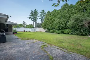12 Elaine St, Webster, MA 01570 - Photo 5
