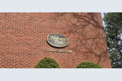 4975 Washington St #310, Boston, MA 02132 - Photo 15