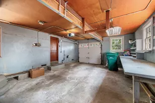 1 Douglass St, Lynn, MA 01904 - Photo 33