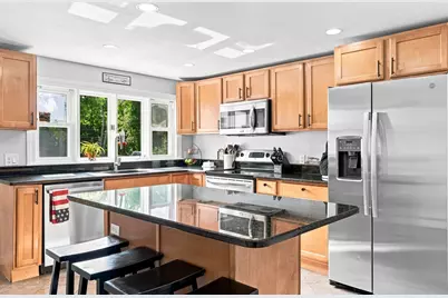 251 Oak St, Raynham, MA 02767 - Photo 9