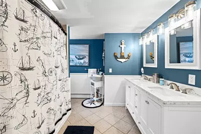 251 Oak St, Raynham, MA 02767 - Photo 11
