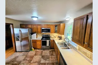 4 Sycamore Dr, Rutland, MA 01543 - Photo 11