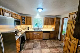4 Sycamore Dr, Rutland, MA 01543 - Photo 13