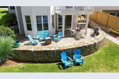 24 Laurelwood Dr, Webster, MA 01570 - Photo 7