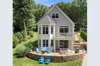 24 Laurelwood Dr, Webster, MA 01570 - Photo 1