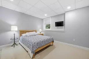 24 Laurelwood Dr, Webster, MA 01570 - Photo 35