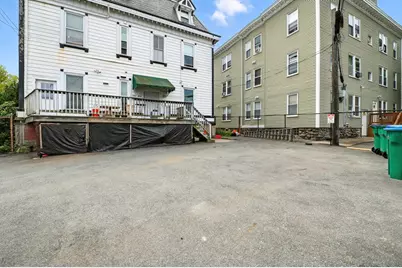 121 N Common, Lynn, MA 01902 - Photo 3