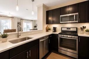 320 Maverick St, Boston, MA 02128 - Photo 5