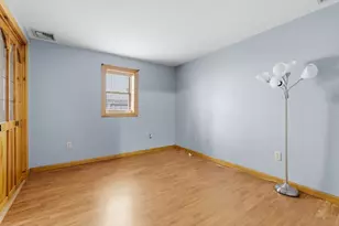 96 Locust St, New Bedford, MA 02740 - Photo 9