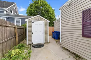 96 Locust St, New Bedford, MA 02740 - Photo 3