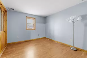 96 Locust St, New Bedford, MA 02740 - Photo 9