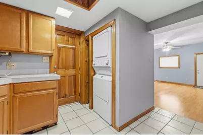 96 Locust St, New Bedford, MA 02740 - Photo 5