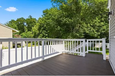 8 Glenwood St, Burlington, MA 01803 - Photo 27