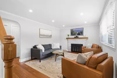8 Glenwood St, Burlington, MA 01803 - Photo 13