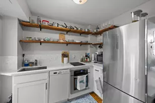 36 Elm St, Worcester, MA 01609 - Photo 7