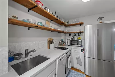 36 Elm St #B, Worcester, MA 01609 - Photo 9
