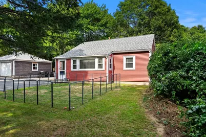2 Hill Top Ln, Rockport, MA 01966 - Photo 3