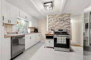 2 Hilltop Ln, Rockport, MA 01966 - Photo 17