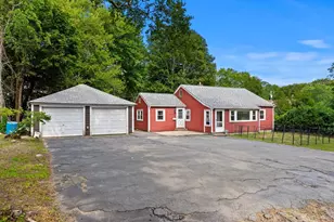 2 Hilltop Ln, Rockport, MA 01966 - Photo 1
