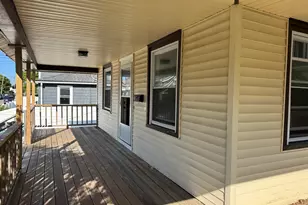 71 G St, Hull, MA 02045 - Photo 3