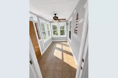 12 Roosevelt Ave, North Attleboro, MA 02760 - Photo 5