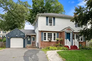 423 Tiffany St, Springfield, MA 01108 - Photo 3