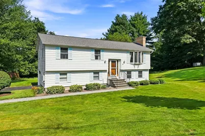 19 McIntosh Rd, Chelmsford, MA 01824 - Photo 1