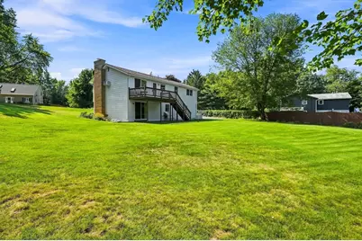 19 McIntosh Rd, Chelmsford, MA 01824 - Photo 37