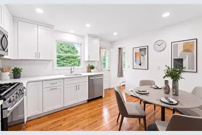 19 McIntosh Rd, Chelmsford, MA 01824 - Photo 13
