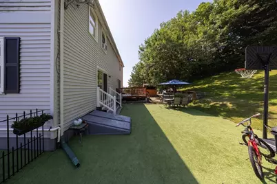 37 Parsons Hill Dr #B, Worcester, MA 01603 - Photo 5
