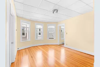 15 Oakland Ave #3, Everett, MA 02149 - Photo 3